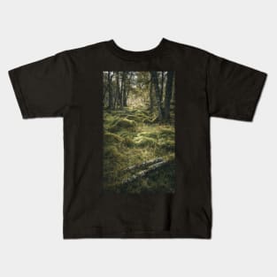 'Follow the Light', Blackwood of Rannoch. Kids T-Shirt